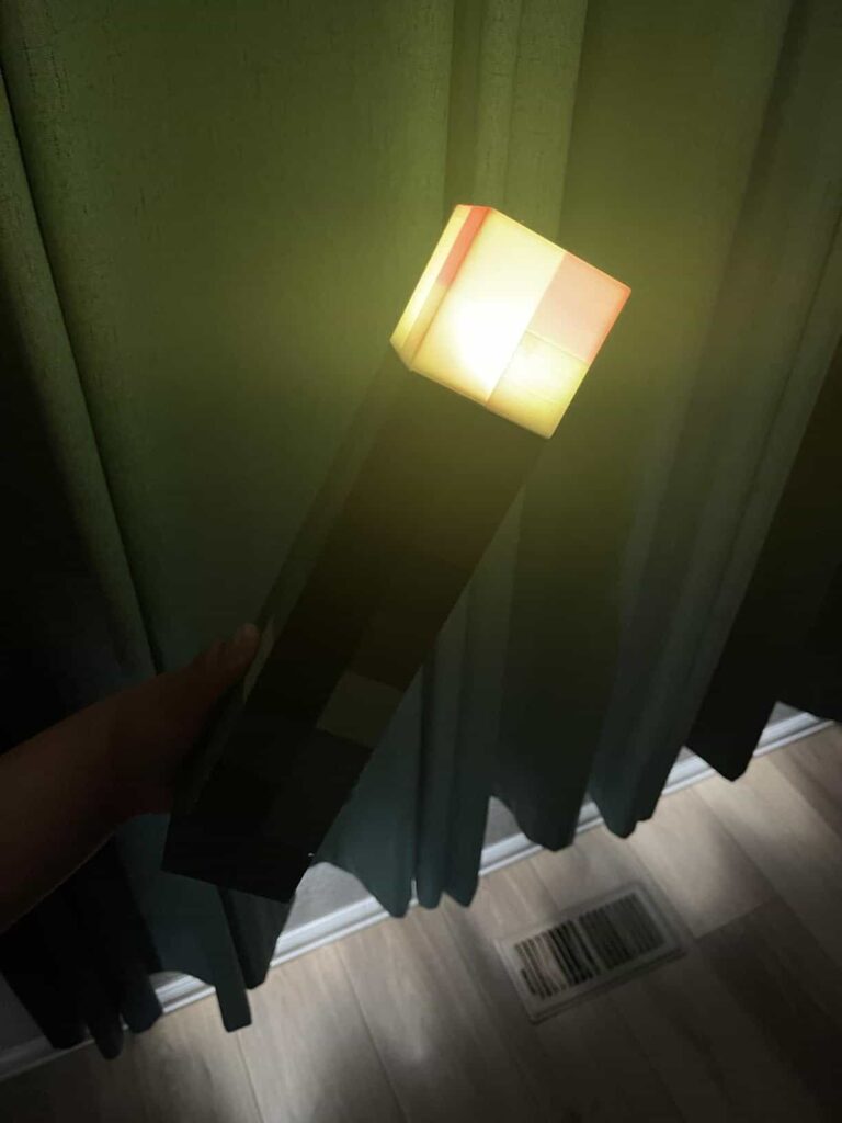 Image #3 from Lucas